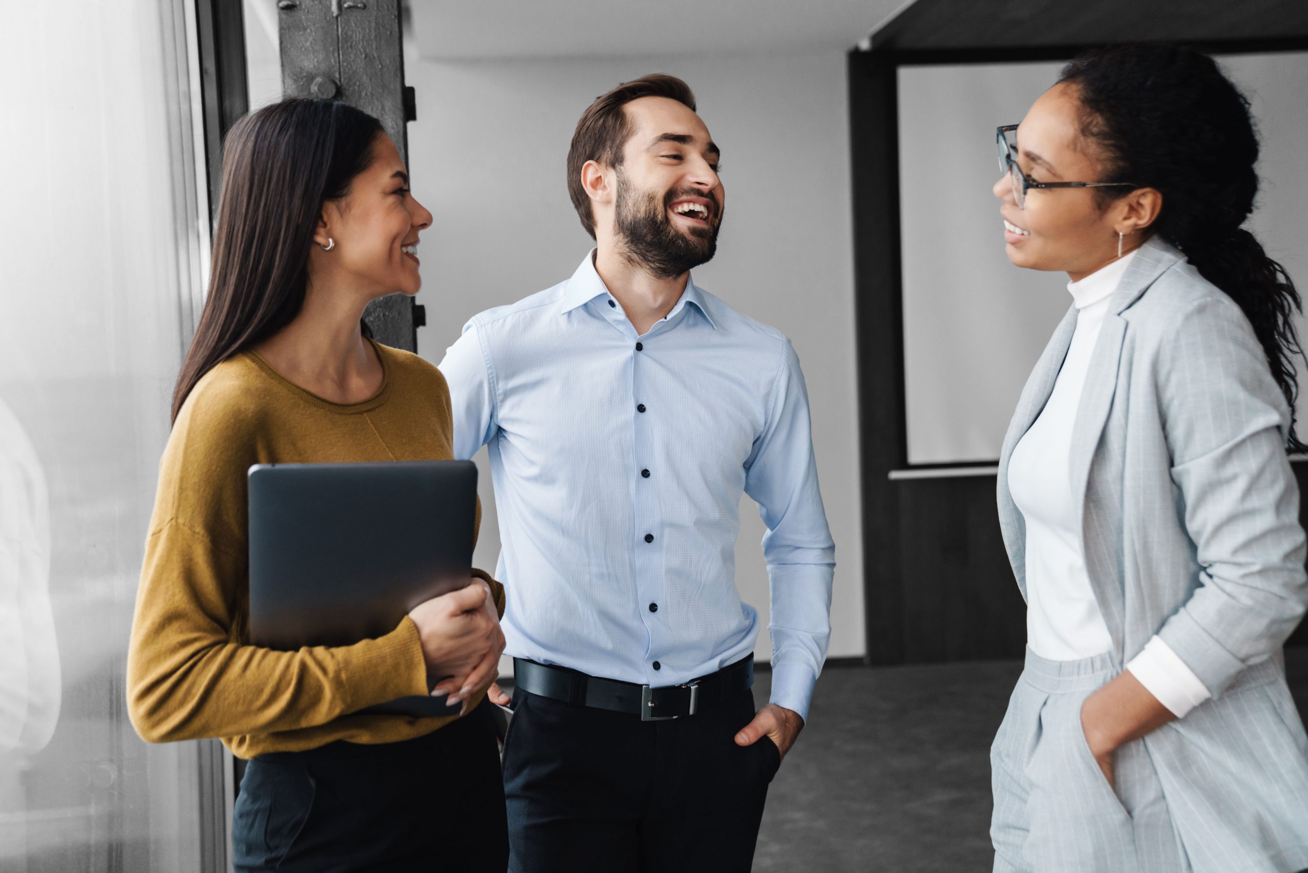 Adra en français : la solution IA pour automatiser la clôture financière des PME et ETI
